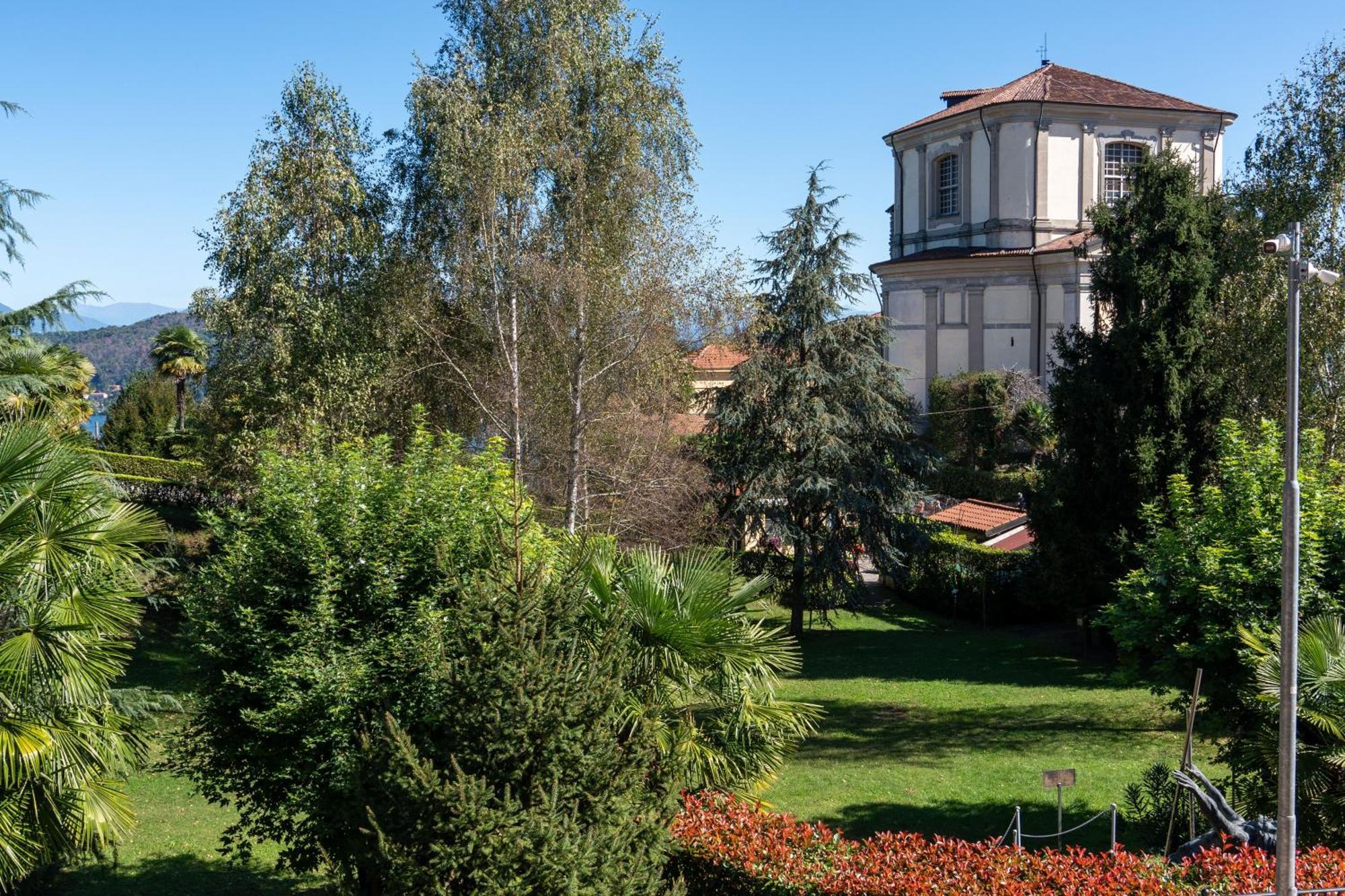 Villa San Carlo Arona Eksteriør bilde