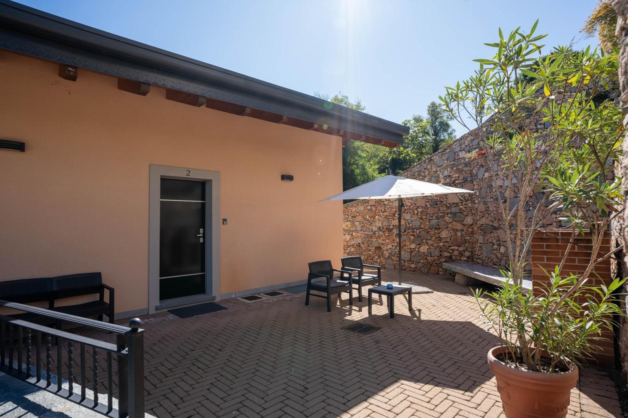 Villa San Carlo Arona Eksteriør bilde