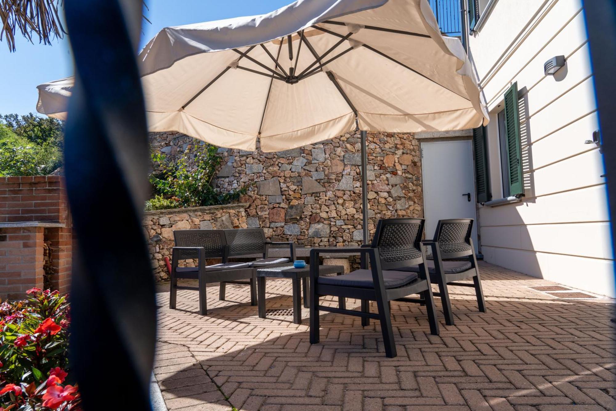 Villa San Carlo Arona Eksteriør bilde
